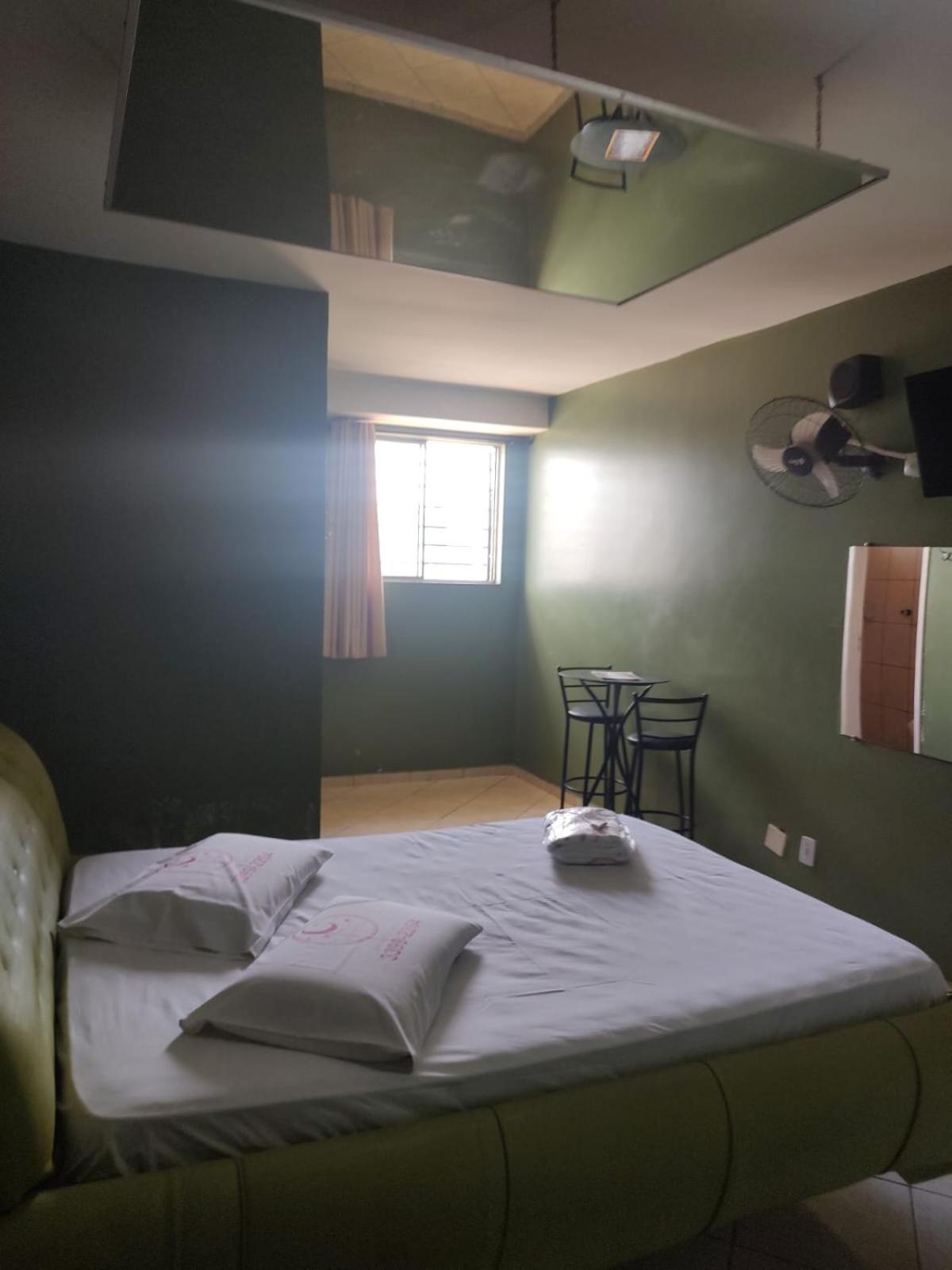 Hotel Vip Brasilia Bagian luar foto